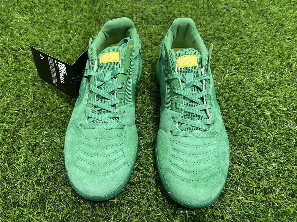 Nike Street Gato IC Low-Tops Soccer Shoes - Green/Green/Green