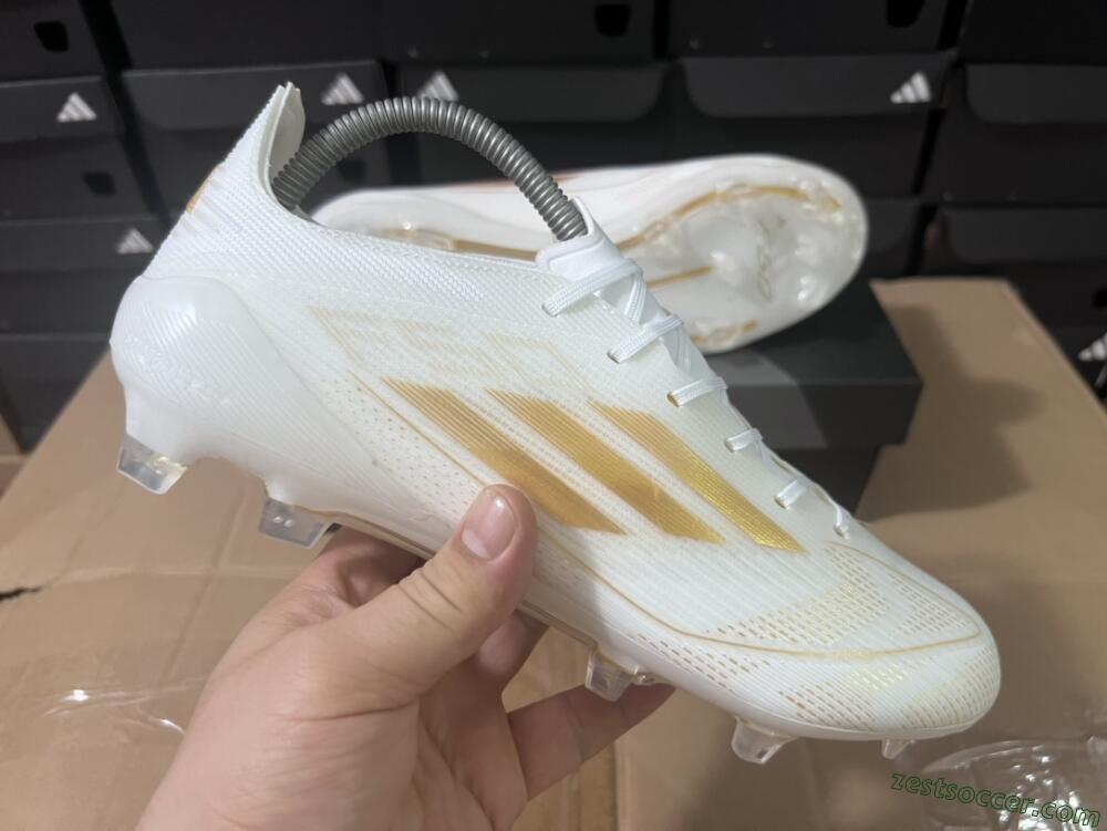 Adidas F50 Adizero FG Low-Tops Soccer Cleats - White/Gold