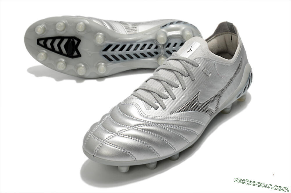 Mizuno Morelia Neo 3 FG Low-Tops Soccer Cleats - Silver/Black 3