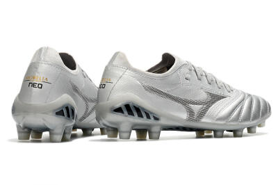 Mizuno Morelia Neo 3 FG Low-Tops Soccer Cleats - Silver/Black