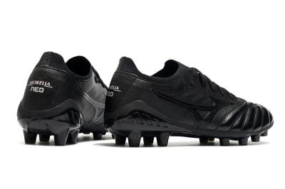 Mizuno Morelia Neo 3 FG Low-Tops Soccer Cleats - Black/Black