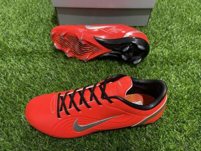 Ronaldo x Nike R9 Mercurial Vapor 3 FG Low-Tops Soccer Cleats - Red/Silver/Black