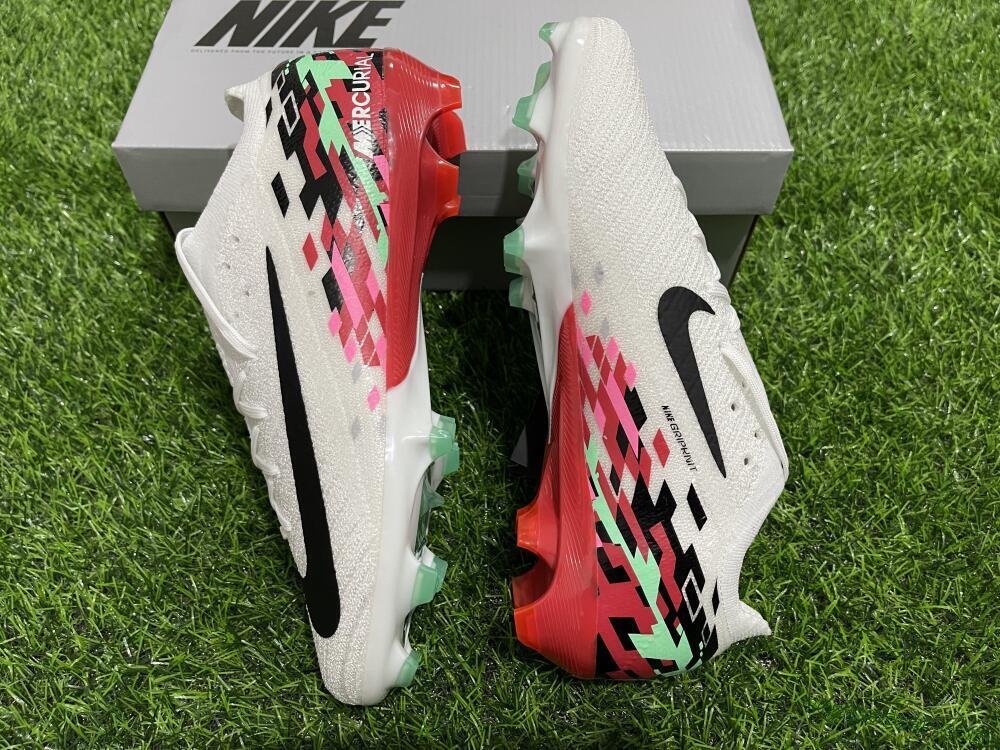 Nike Air Zoom Mercurial Vapor 16 Elite FG Low-Tops Soccer Cleats - White/Black/Pink/Green