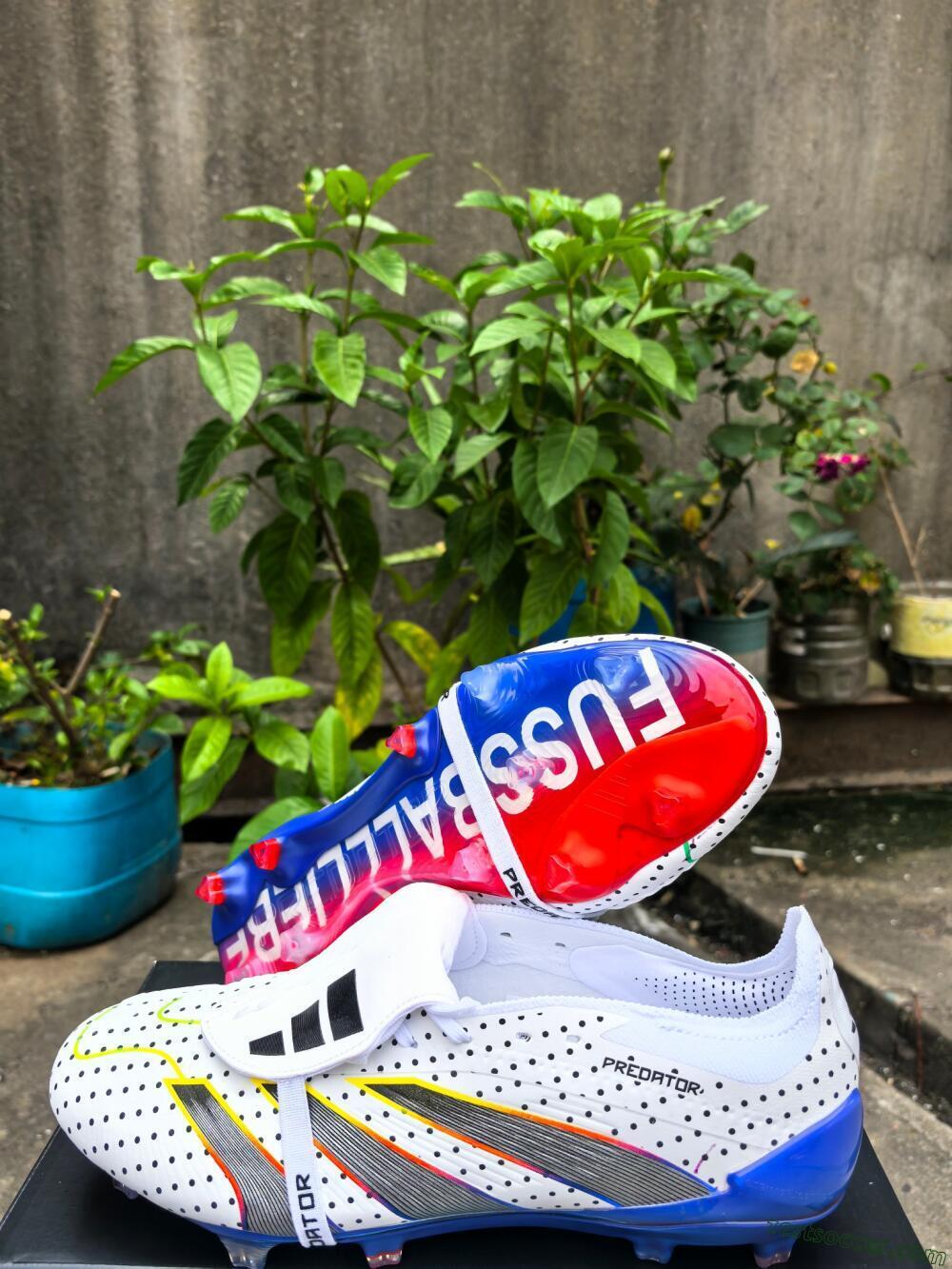 Adidas Predator Elite Foldover Tongue Euphoria FG Low-Tops Soccer Cleats - White/Silver/Blue