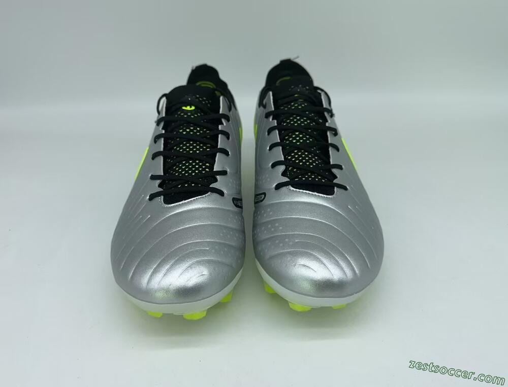 Nike Tiempo Legend 10 Elite AG Low-Tops Soccer Cleats - Silver/Black/Yellow