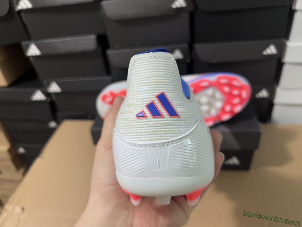 Adidas F50 Elite MG Low-Tops Soccer Cleats - White/Blue/Red