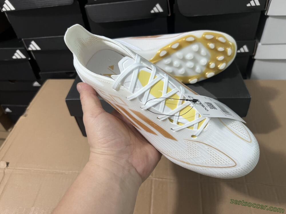 Adidas F50 Elite MG Low-Tops Soccer Cleats - White/Gold