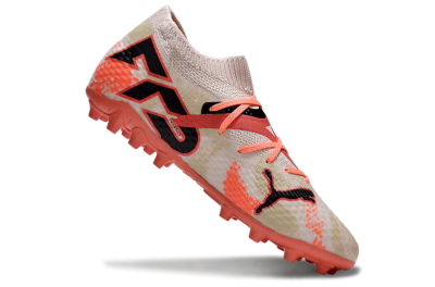 Puma Future Ultimate MG Low-Tops Soccer Cleats - Pink/Red/Black