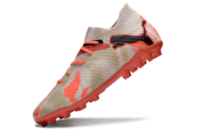 Puma Future Ultimate MG Low-Tops Soccer Cleats - Pink/Red/Black