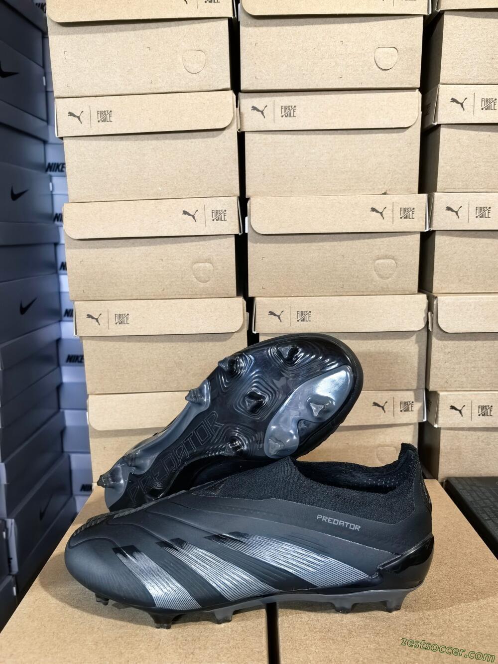 Adidas Predator Elite Laceless FG Low-Tops Soccer Cleats - Black/Jade/Red