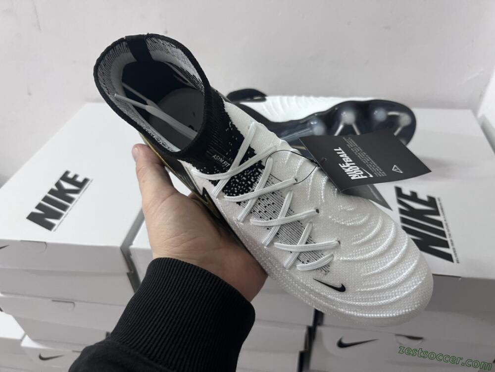 Nike Phantom Luna Elite AG High-Tops Soccer Cleats - White/Black/Gold