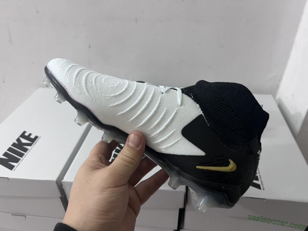 Nike Phantom Luna Elite AG High-Tops Soccer Cleats - White/Black/Gold