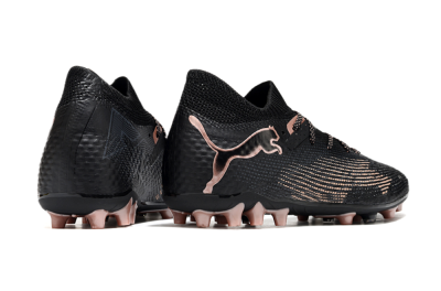 Puma Future Ultimate MG Low-Tops Soccer Cleats - Black/Pink