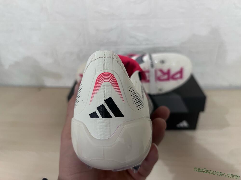 Adidas Predator Elite Foldover Tongue FG Low-Tops Soccer Cleats - Beige/Black/Red