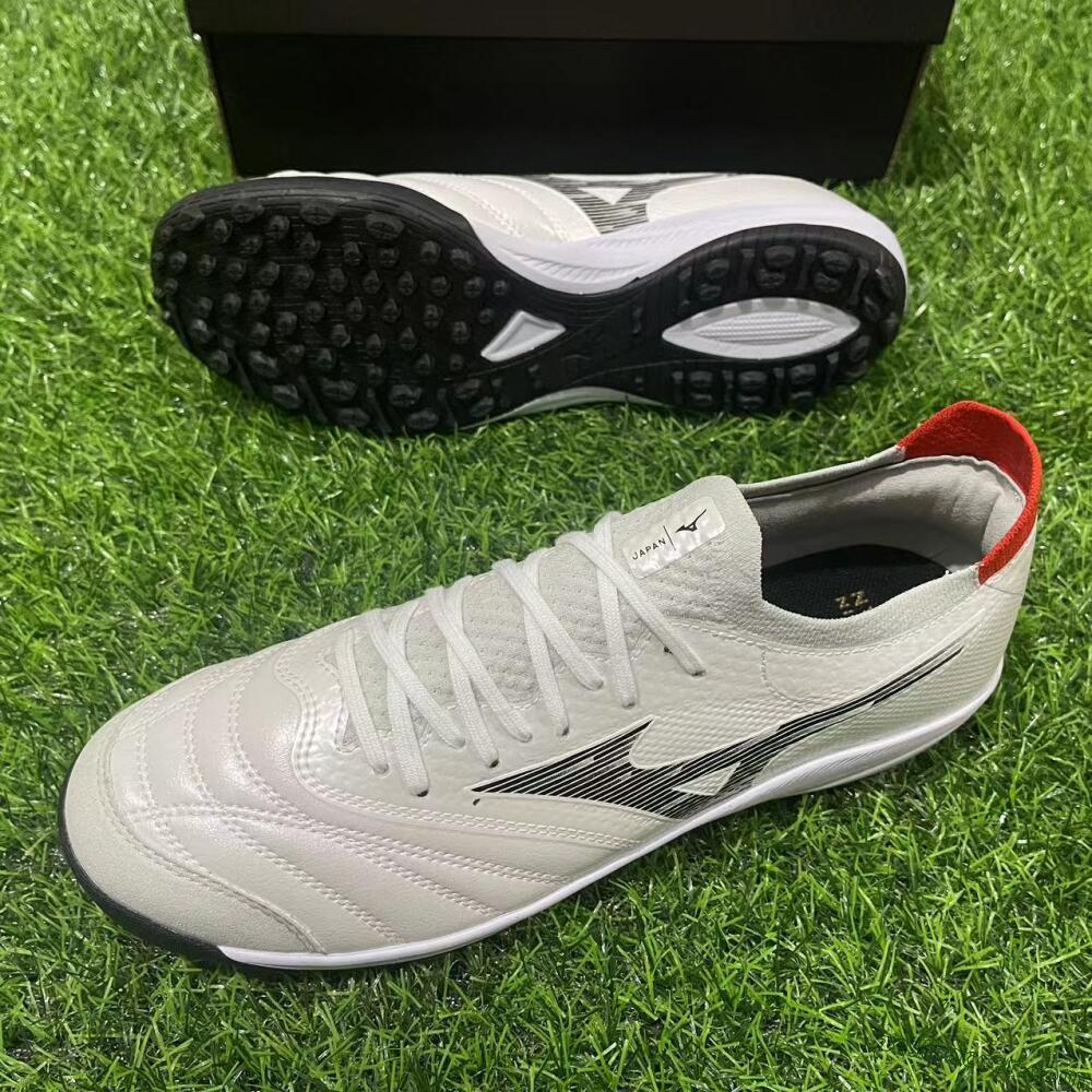 Mizuno Morelia Neo Sala M8 TF Low-Tops Soccer Shoes - Beige/Black/Red