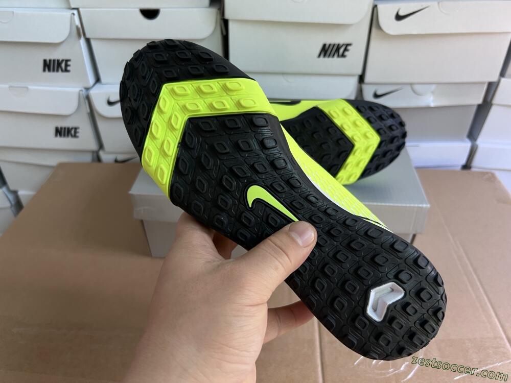 Nike Air Zoom Mercurial Vapor 16 Elite TF Low-Tops Soccer Shoes - Yellow/Black/Silver