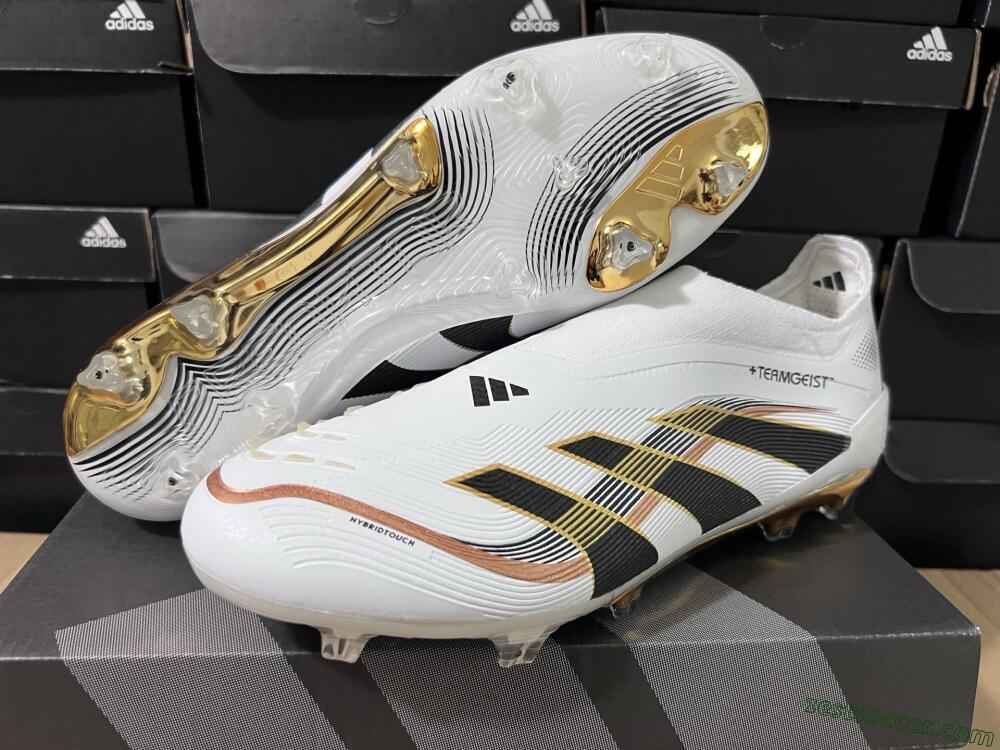 Adidas Predator Laceless Elite 25 FG Low-Tops Soccer Cleats - White/Black/Gold