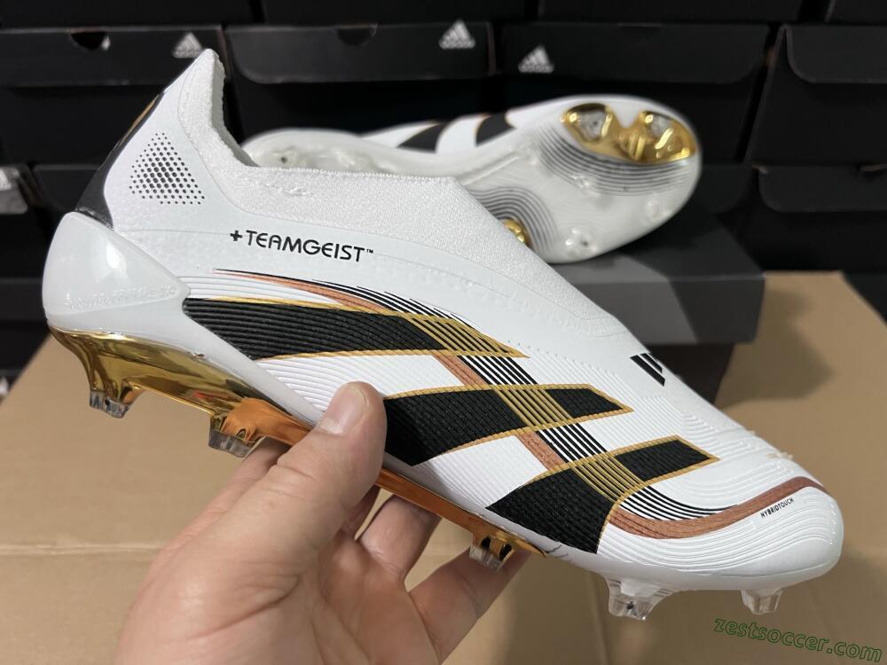 Adidas Predator Laceless Elite 25 FG Low-Tops Soccer Cleats - White/Black/Gold