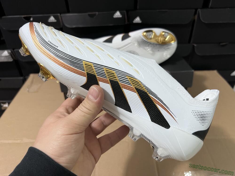 Adidas Predator Laceless Elite 25 FG Low-Tops Soccer Cleats - White/Black/Gold