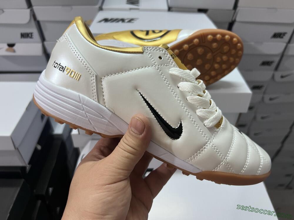 Nike Total 90 II TF Low-Tops Soccer Shoes - Silver/Black/Gold