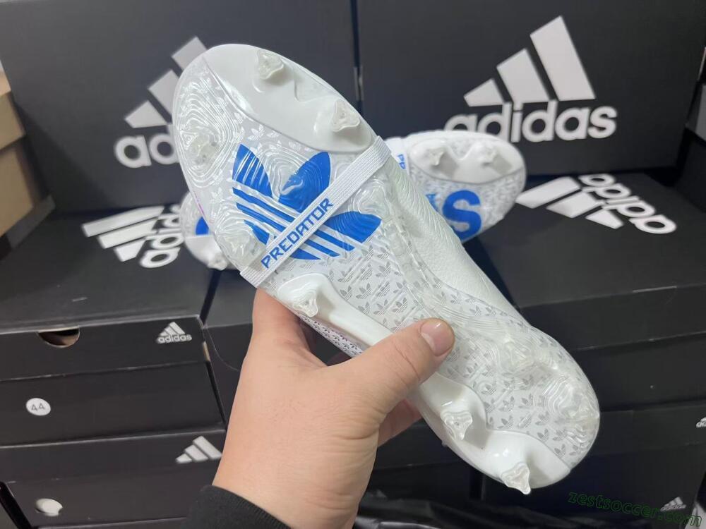 Adidas Predator Elite Foldover Tongue FG Low-Tops Soccer Cleats - Beige/White/Blue