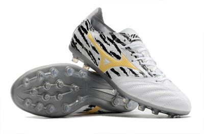 Mizuno Morelia Neo AG Low-Tops Soccer Cleats - White/Black