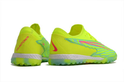 Nike React Phantom GX Pro TF Low-Tops Soccer Shoes - Green/Pink