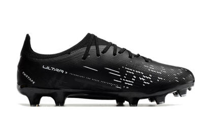Puma Ultra Ultimate FG Low-Tops Soccer Cleats - Black/Whtie