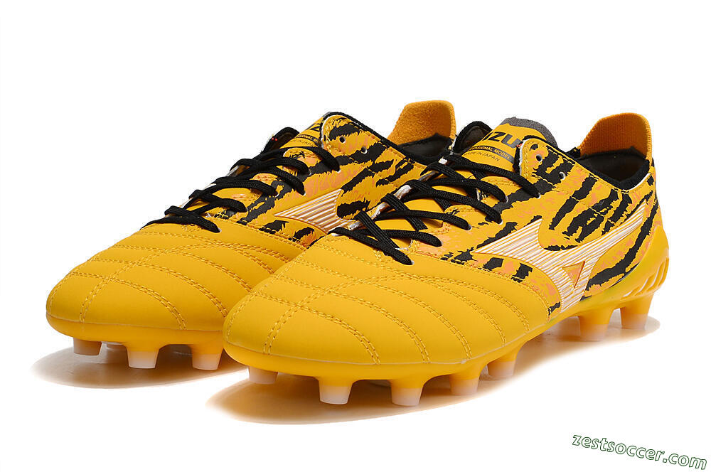 Mizuno Morelia Neo 3 Pro FG Low-Tops Soccer Cleats - Yellow/Black/White 9