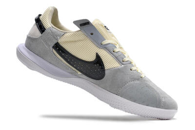 Nike Street Gato IC Low-Tops Soccer Shoes - Grey/Beige/Black/White