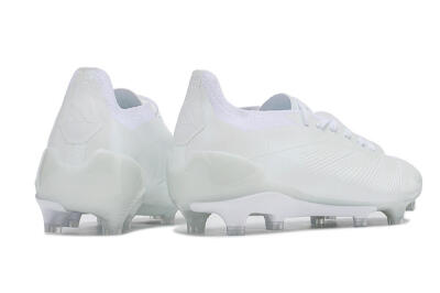 Adidas Predator Accuracy.1 FG Low-Tops Soccer Cleats - White/Beige
