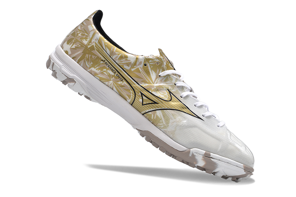 Mizuno Morelia Alpha Made in Japan TF Low-Tops Soccer Shoes - White/Black/Gold 4