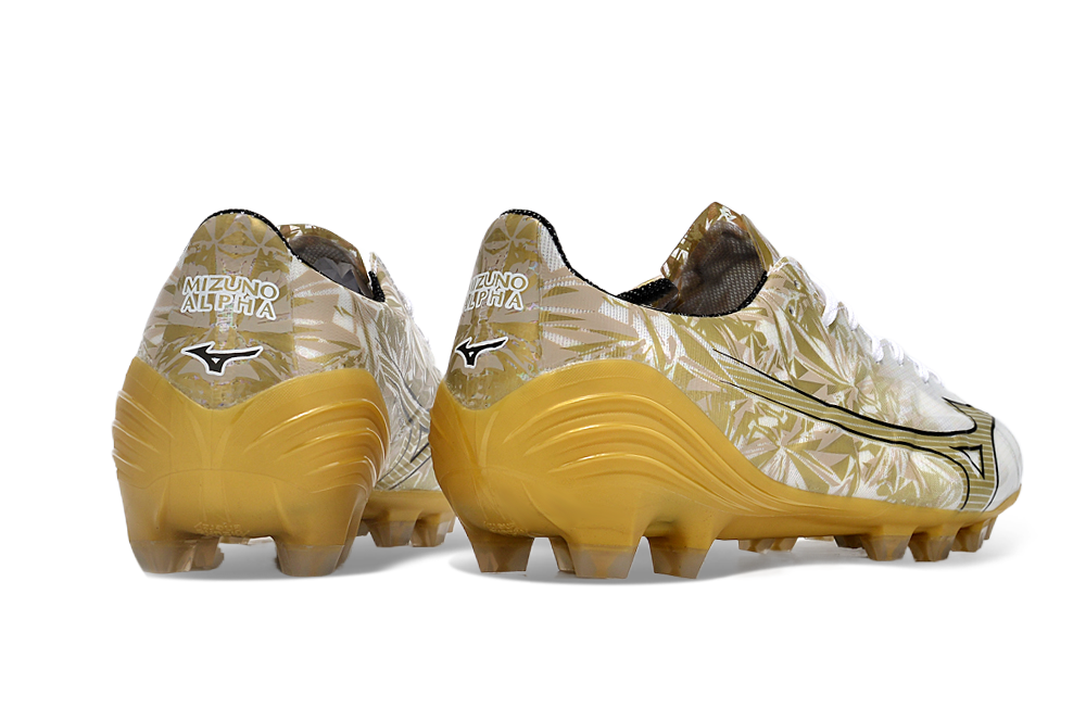 Mizuno Morelia Alpha Made in Japan FG Low-Tops Soccer Cleats - White/Black/Gold 6