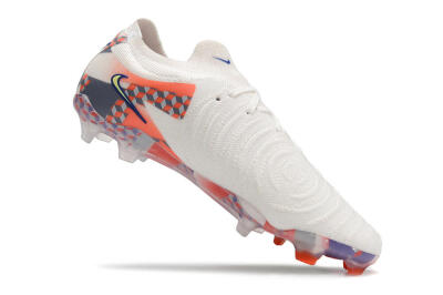 Nike Phantom Luna 2 Elite Olympics 2024 FG Low-Tops Soccer Cleats - White/Multicolor