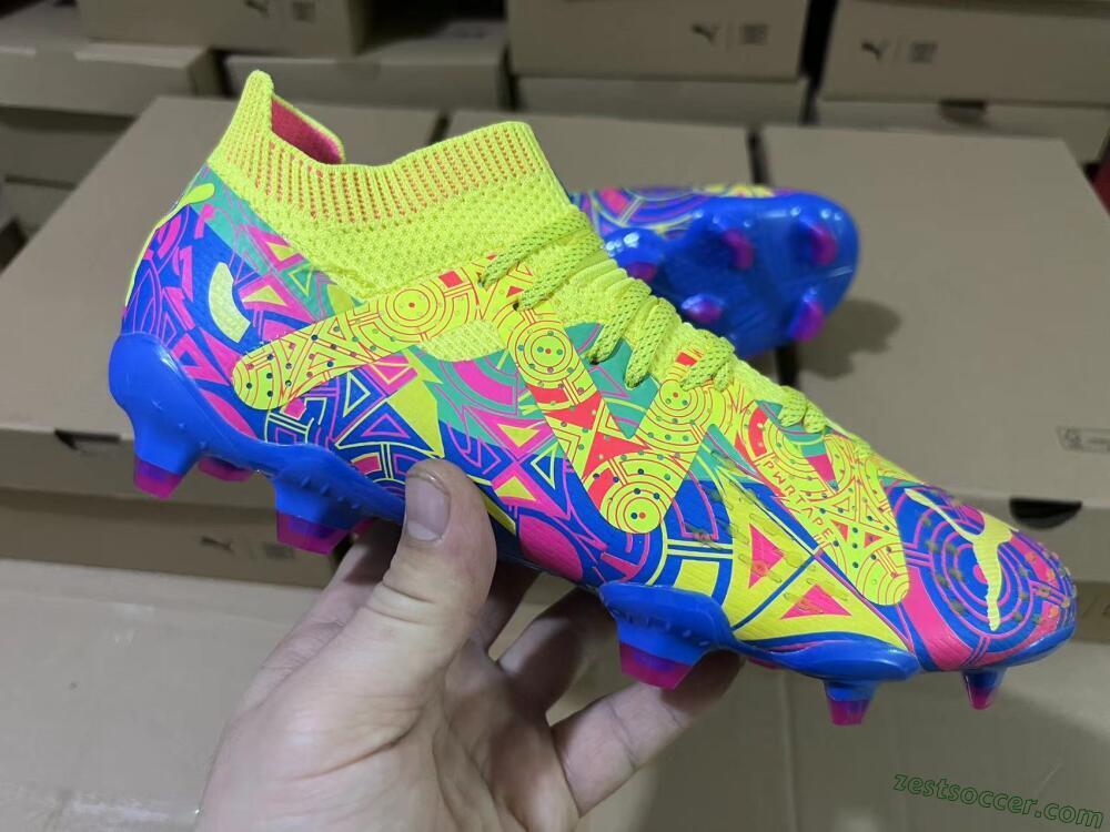 Puma Future Ultimate FG Low-Tops Soccer Cleats - Yellow/Rainbow