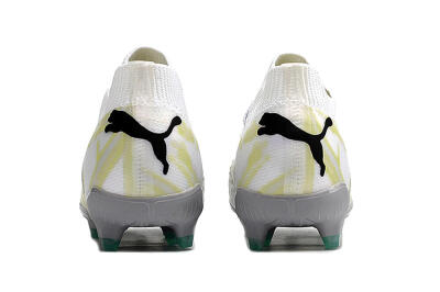 Puma Future Ultimate FG Low-Tops Soccer Cleats - White/Black