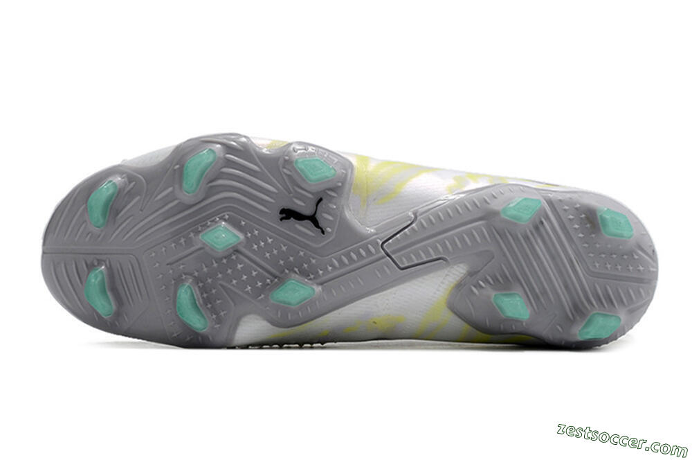 Puma Future Ultimate FG Low-Tops Soccer Cleats - White/Black 7