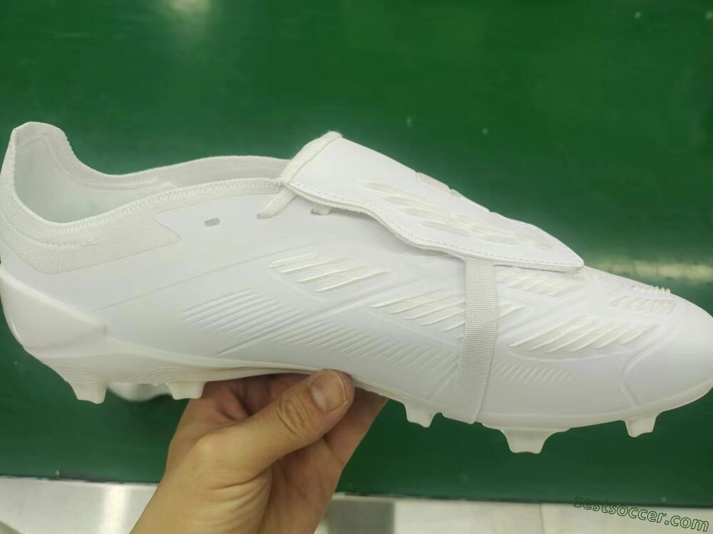 Adidas Predator Elite Foldover Tongue FG Low-Tops Soccer Cleats - White/Beige