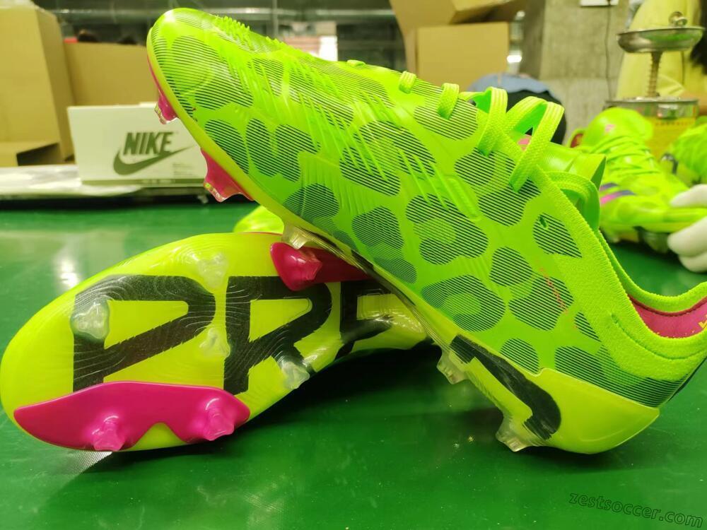 Adidas Predator Accuracy.1 FG Low-Tops Soccer Cleats - Green/Yellow/Purple