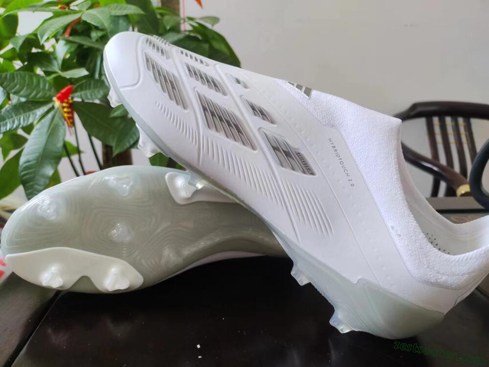 Adidas Predator Accuracy+ FG Low-Tops Soccer Cleats - White/Grey/Silver