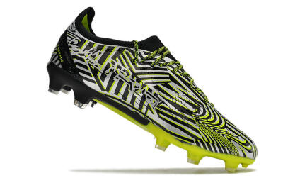 Puma Ultra Ultimate FG Low-Tops Soccer Cleats - White/Black/Green