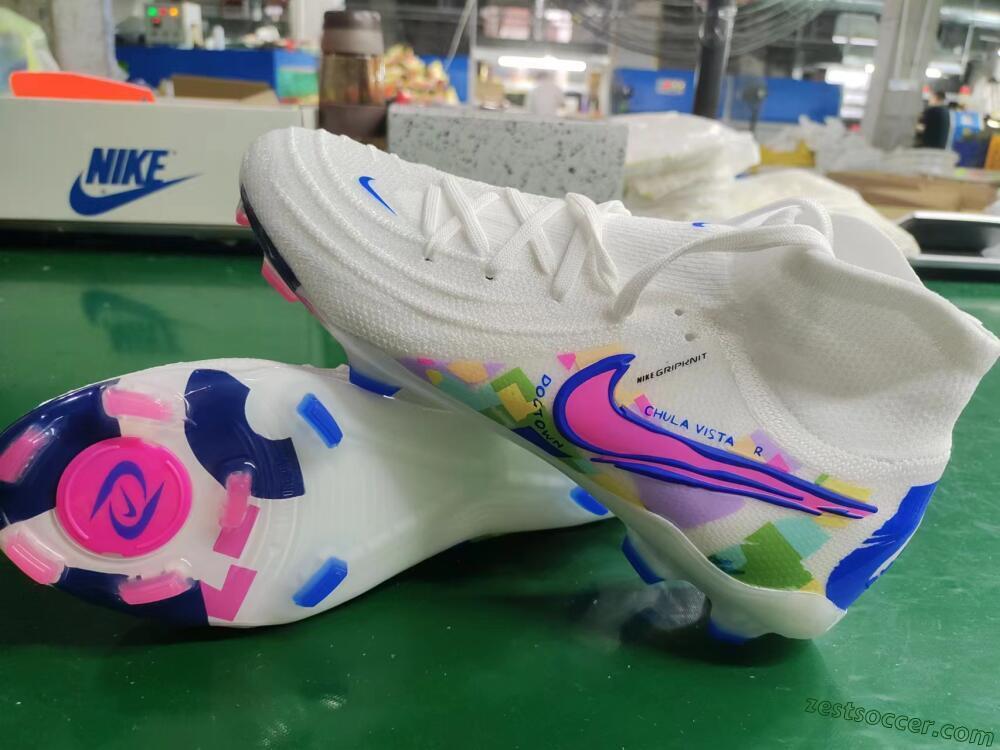Nike Phantom Luna Elite NU FG High-Tops Soccer Cleats - Beige/Blue/Yellow/Pink