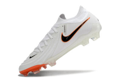 Nike Phantom Luna Elite NU FG Low-Tops Soccer Cleats - White/Black/Orange