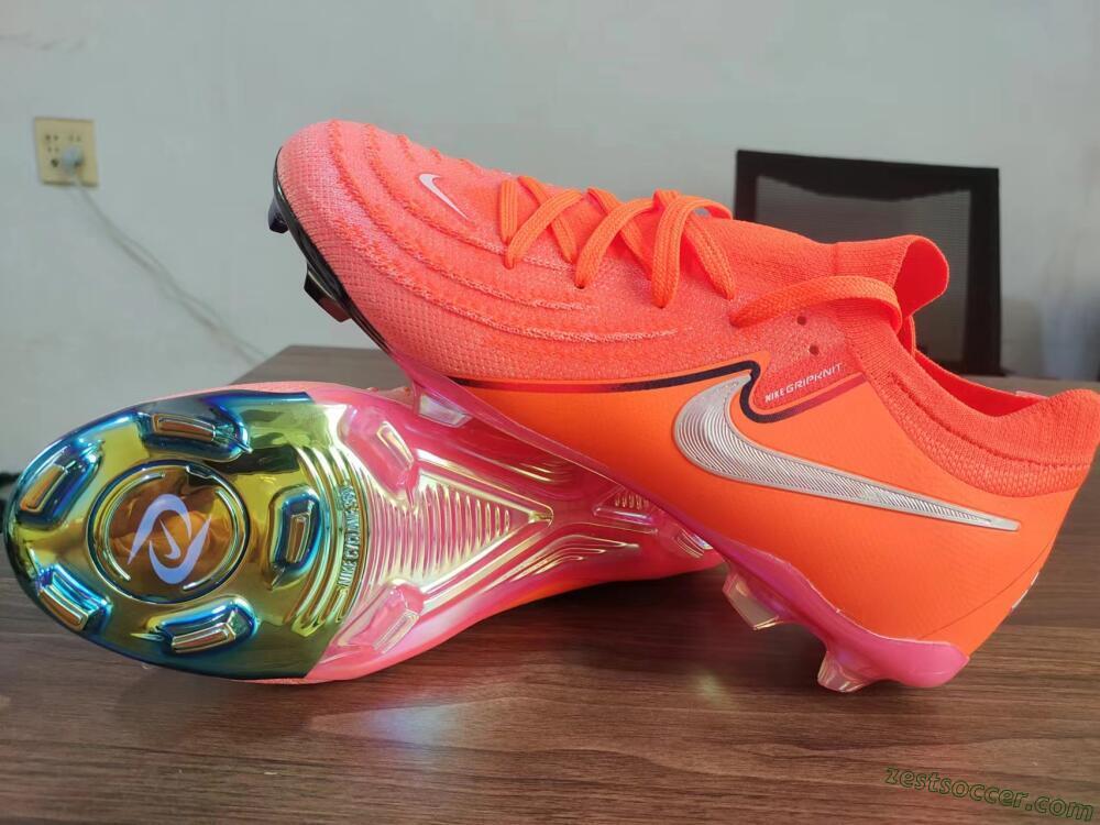 Nike Phantom Luna Elite FG Low-Tops Soccer Cleats - Red/Blue/Gold