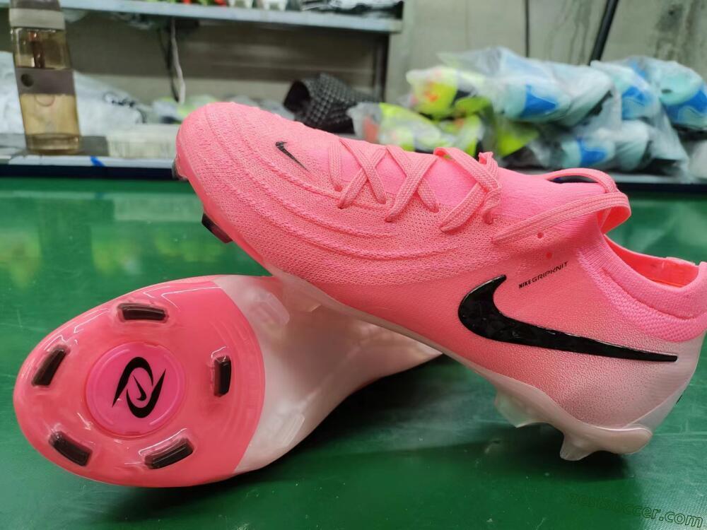 Nike Phantom Luna Elite FG Low-Tops Soccer Cleats - Pink/Black