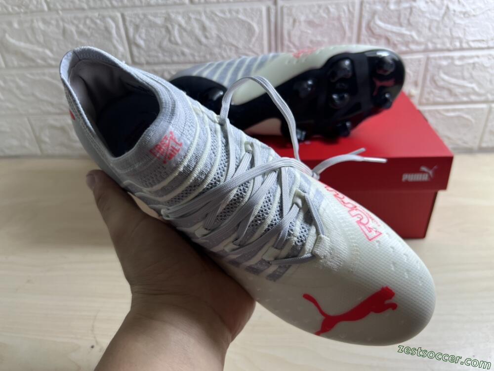 Puma Future Z 1.3 Instinct FG Low-Tops Soccer Cleats - Grey/White