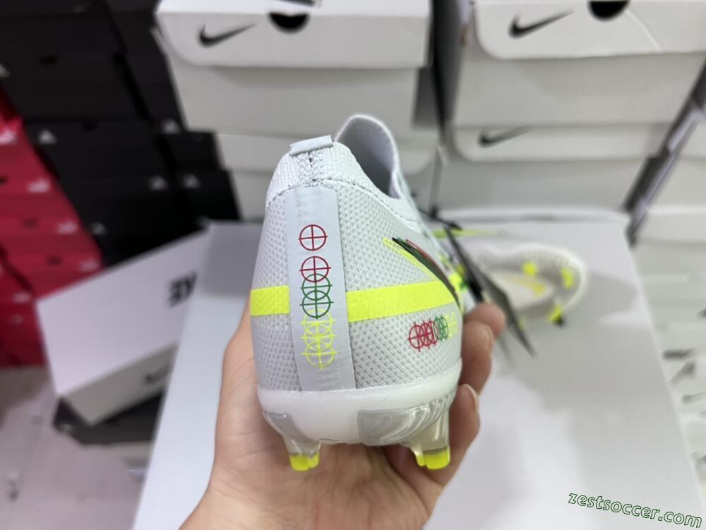 Nike Phantom GT 2 Elite FG Low-Tops Soccer Cleats - White/Green