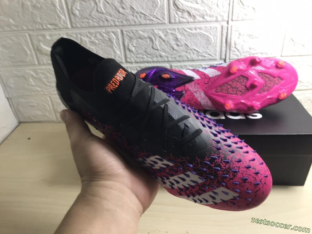 Adidas Predator Freak.1 FG Low-Tops Soccer Cleats - Black/Pink/Purple