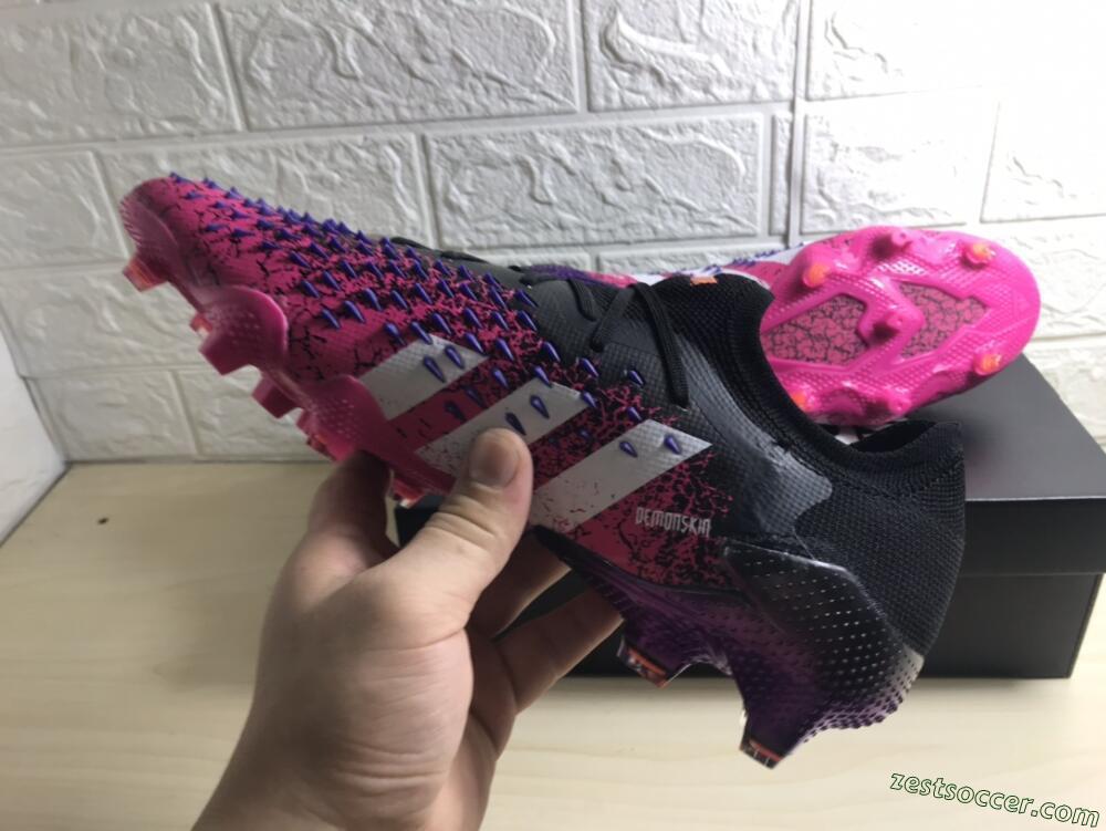 Adidas Predator Freak.1 FG Low-Tops Soccer Cleats - Black/Pink/Purple