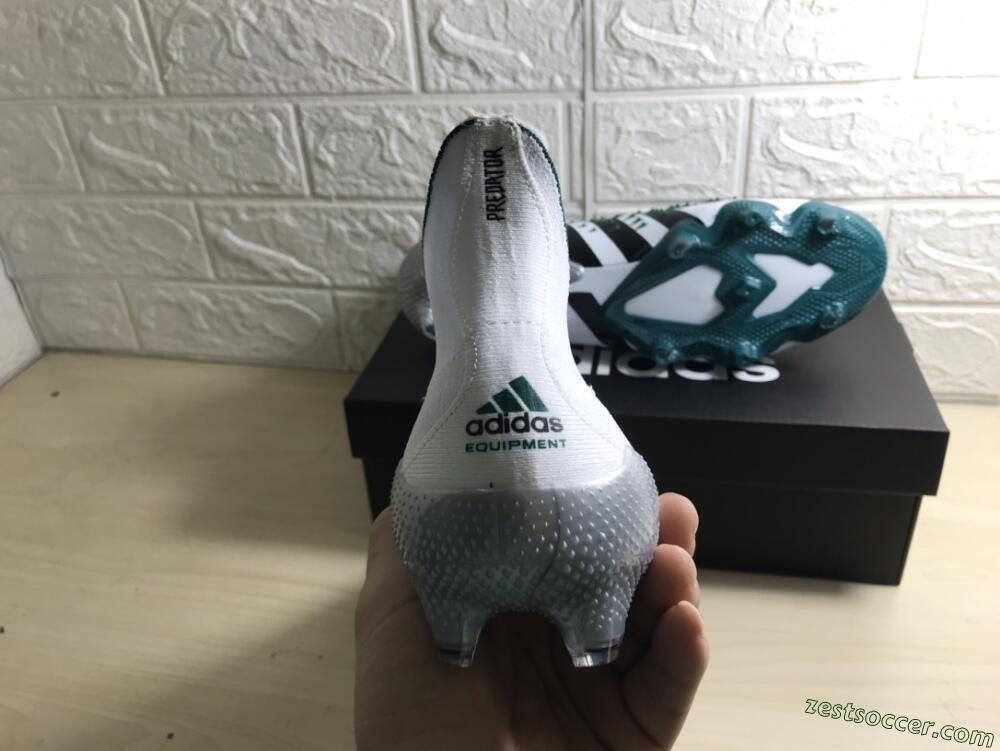 Adidas Predator Freak.1 FG Low-Tops Soccer Cleats - White/Green/Black